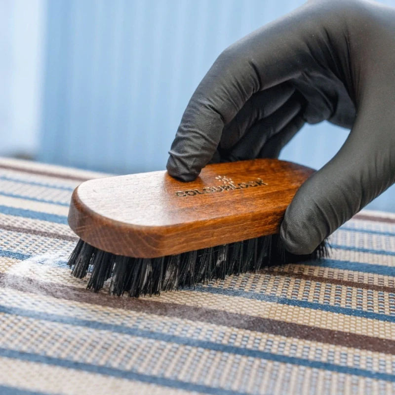 COLOURLOCK Leather Cleaning Brush - kefka na kožu